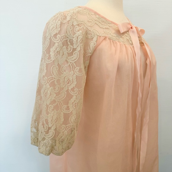 Vintage 60s Sheer Chiffon Peach Ivory Lace Dressing Gown MCM Peignoir Robe🔥 - Picture 5 of 11